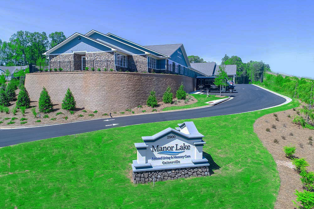 Manor Lake Gainesville - Assisted Living and Memory Care in Gainesville GA